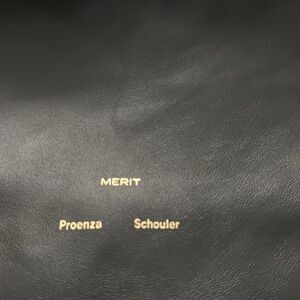 Merit -ProenzabSchouker Bag